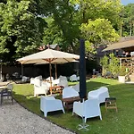 Hostellerie Dispa Hotell