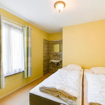 Hostellerie Dispa Отель Walcourt