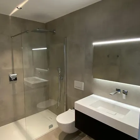 Maison Dispa ホテル 3*