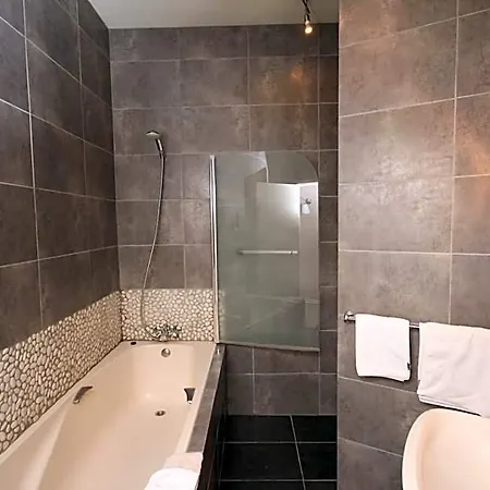 Szálloda Maison Dispa