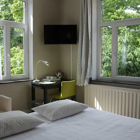 Отель Hostellerie Dispa Walcourt